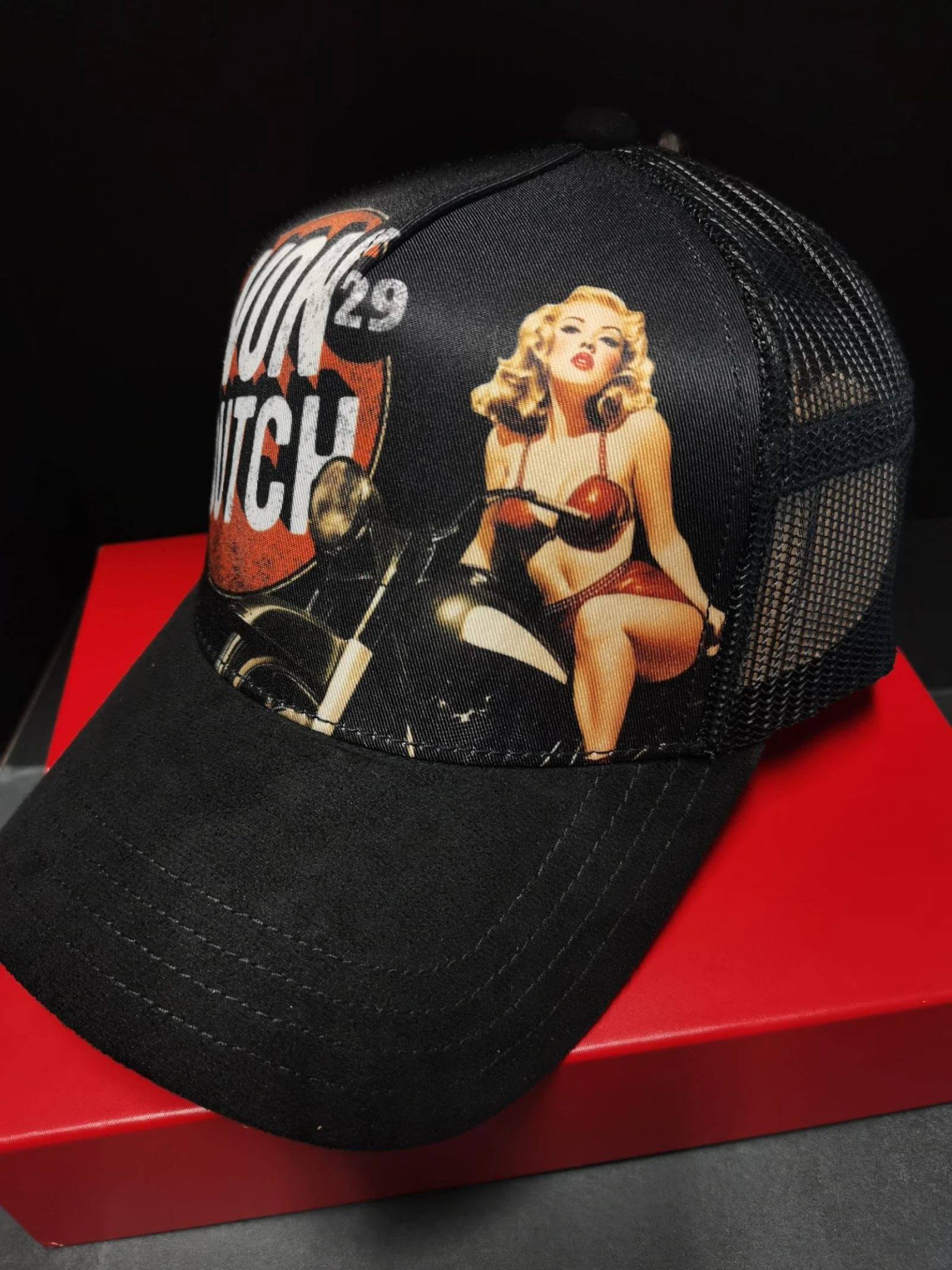 Von Ducht Cap – photo 2